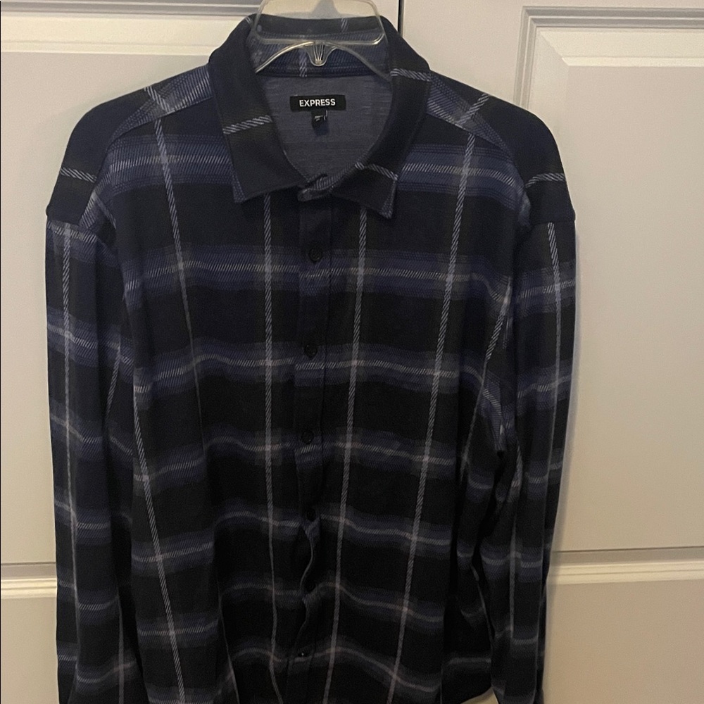 Express Men's Dark Plaid Button Down Shirt